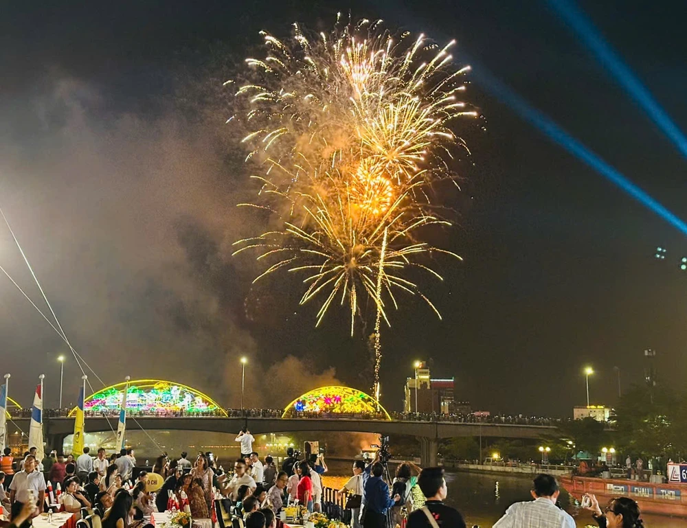 Cần Thơ sẽ tổ chức bắn pháo hoa tại 3 điểm, trong đó trung tâm TP bắn tầm cao, phường Vị Tân và Phú Lợi bắn tầm thấp. Ảnh: VD 8F3966C4-FA1E-4578-B31F-717CC98F2896.jpeg