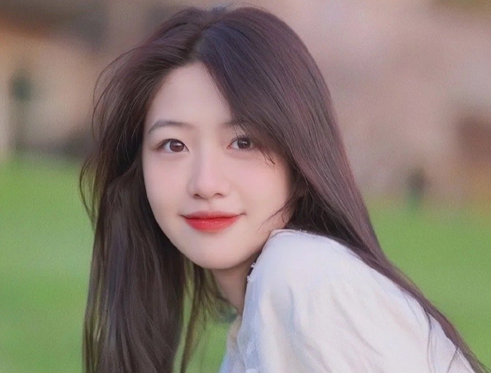 Bắt gặp ngọc nữ màn ảnh vừa hút thuốc vừa đánh bài: Hình tượng ngoan hiền sụp đổ, đừng nhìn mặt mà bắt hình dong- Ảnh 6.