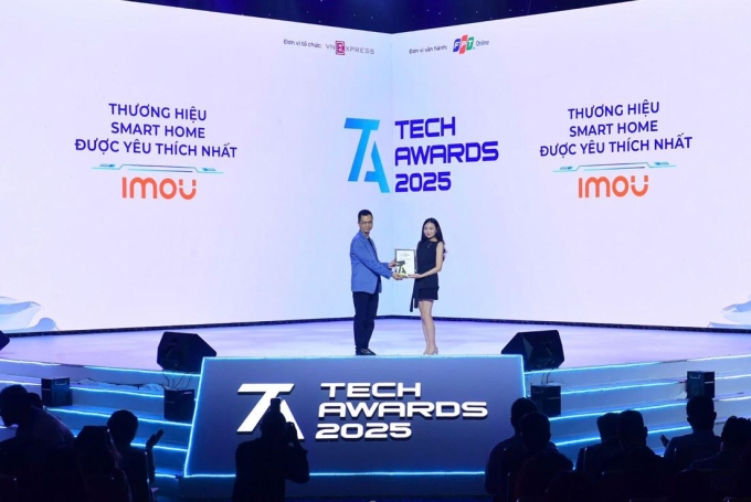 Toàn cảnh sân khấu trao giải. Ảnh: Thanh Tùng