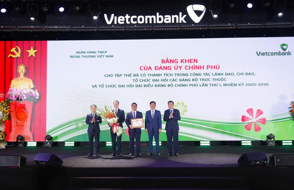 Vietcombank năm 2025: Khẳng định vị thế trong giai đoạn nhiều biến động - 3