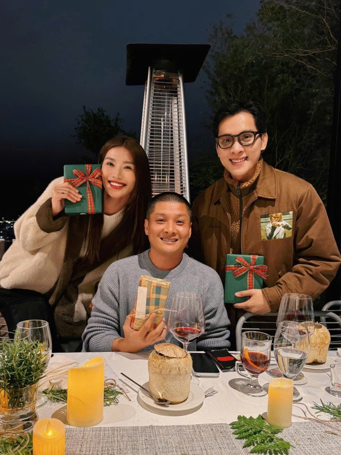 Á hậu cũng có mối quan hệ thân thiết với anh chồng - doanh nhân Long Wi.