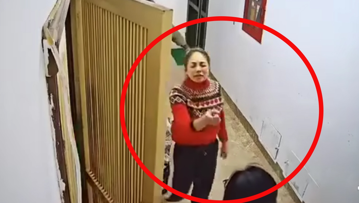 Công an xác minh vụ hành hung phụ nữ tại chung cư Hà Nội - Ảnh 3. Công an xác minh vụ hành hung phụ nữ tại chung cư Hà Nội - Ảnh 3.