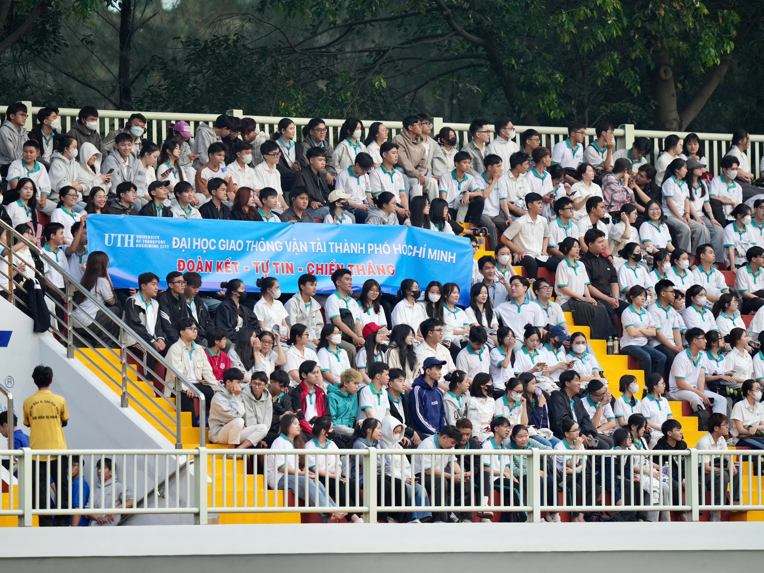 Những hình ảnh đẹp, tràn đầy năng lượng tại ngày khai mạc TNSV THACO cup 2026- Ảnh 10.