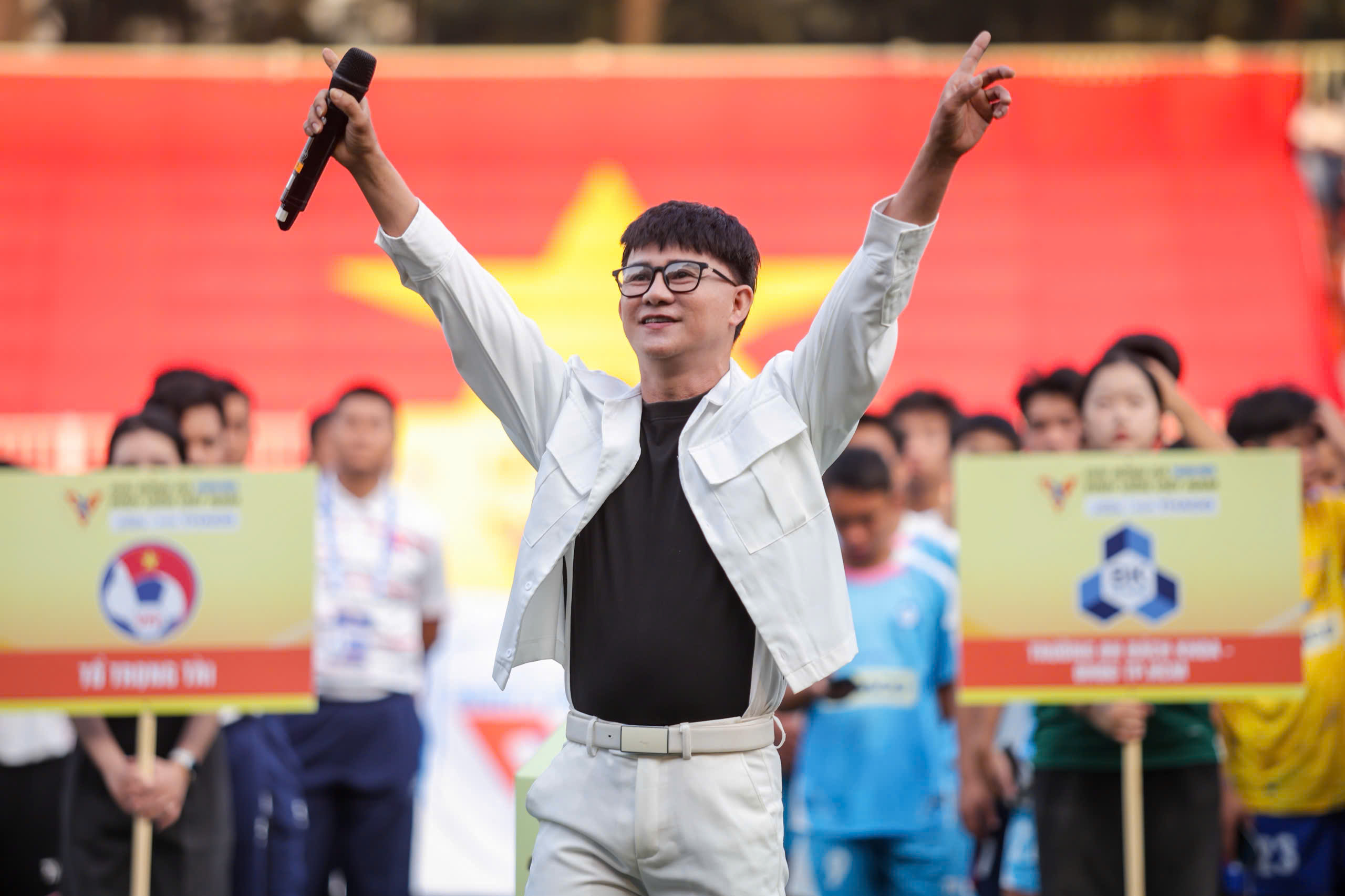 Những hình ảnh đẹp, tràn đầy năng lượng tại ngày khai mạc TNSV THACO cup 2026- Ảnh 12.