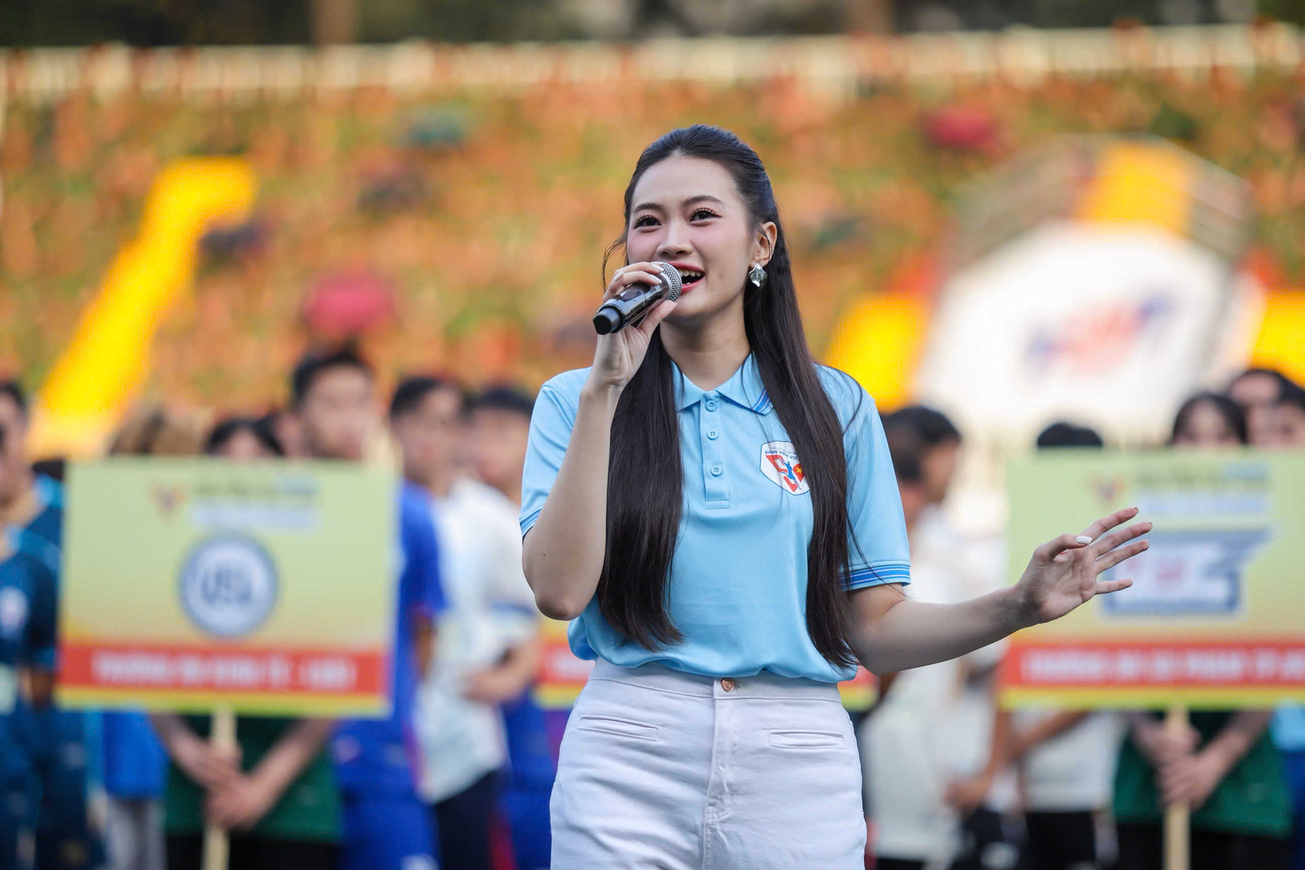 Những hình ảnh đẹp, tràn đầy năng lượng tại ngày khai mạc TNSV THACO cup 2026- Ảnh 13.