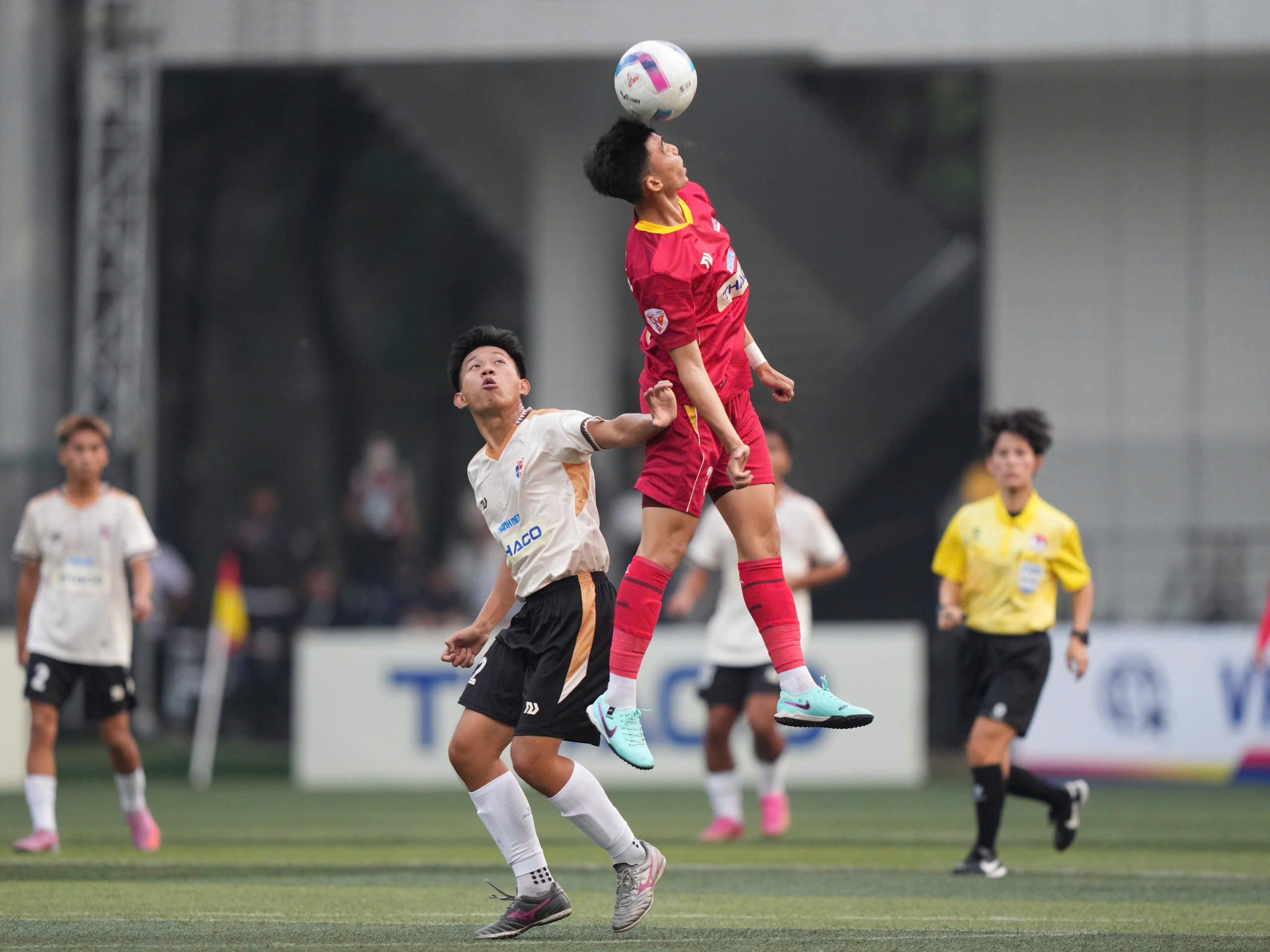 Những hình ảnh đẹp, tràn đầy năng lượng tại ngày khai mạc TNSV THACO cup 2026- Ảnh 15.