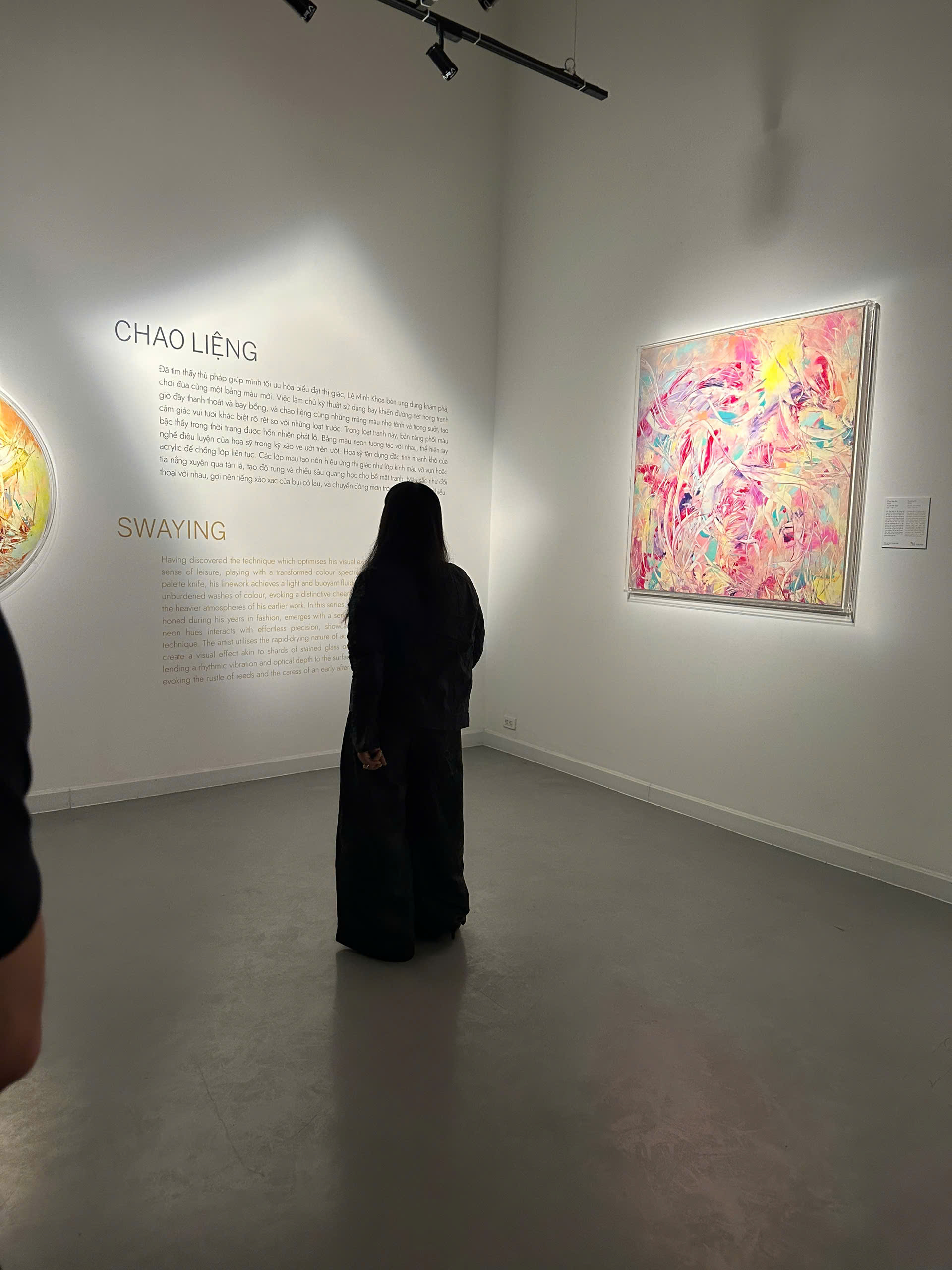 Dàn người đẹp thập niên 2000 hội ngộ tại triển lãm của họa sĩ Lê Minh Khoa- Ảnh 3.