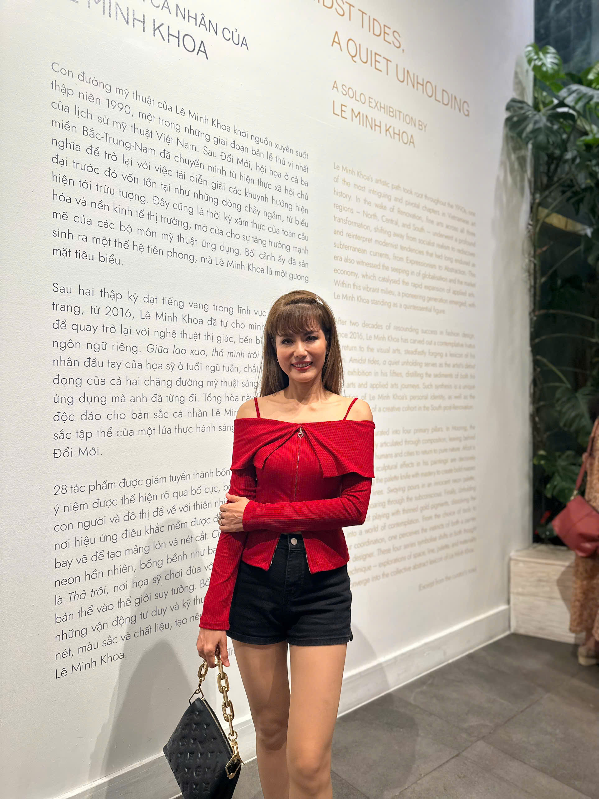 Dàn người đẹp thập niên 2000 hội ngộ tại triển lãm của họa sĩ Lê Minh Khoa- Ảnh 4.