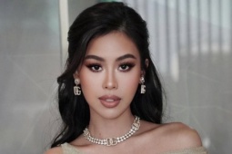 Loạt phụ kiện chục tỷ đồng của 'công chúa hàng hiệu' Tiên Nguyễn