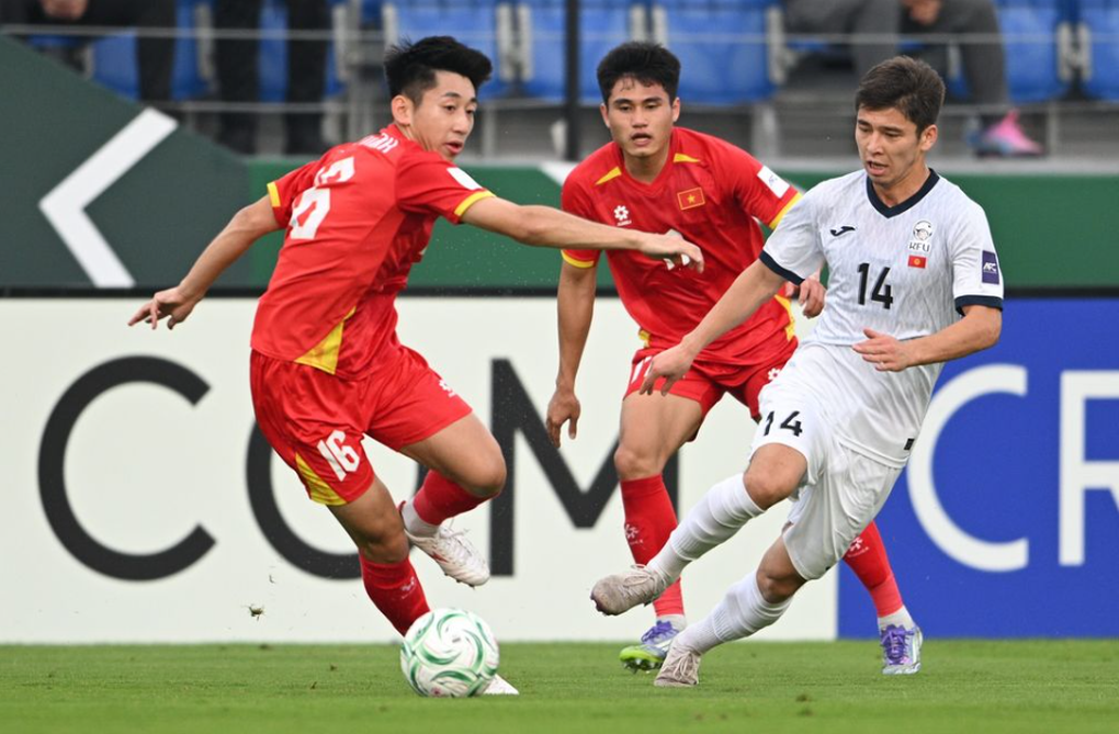 Phản ứng của CĐV châu Á khi U23 Việt Nam thắng kịch tính U23 Kyrgyzstan - 2