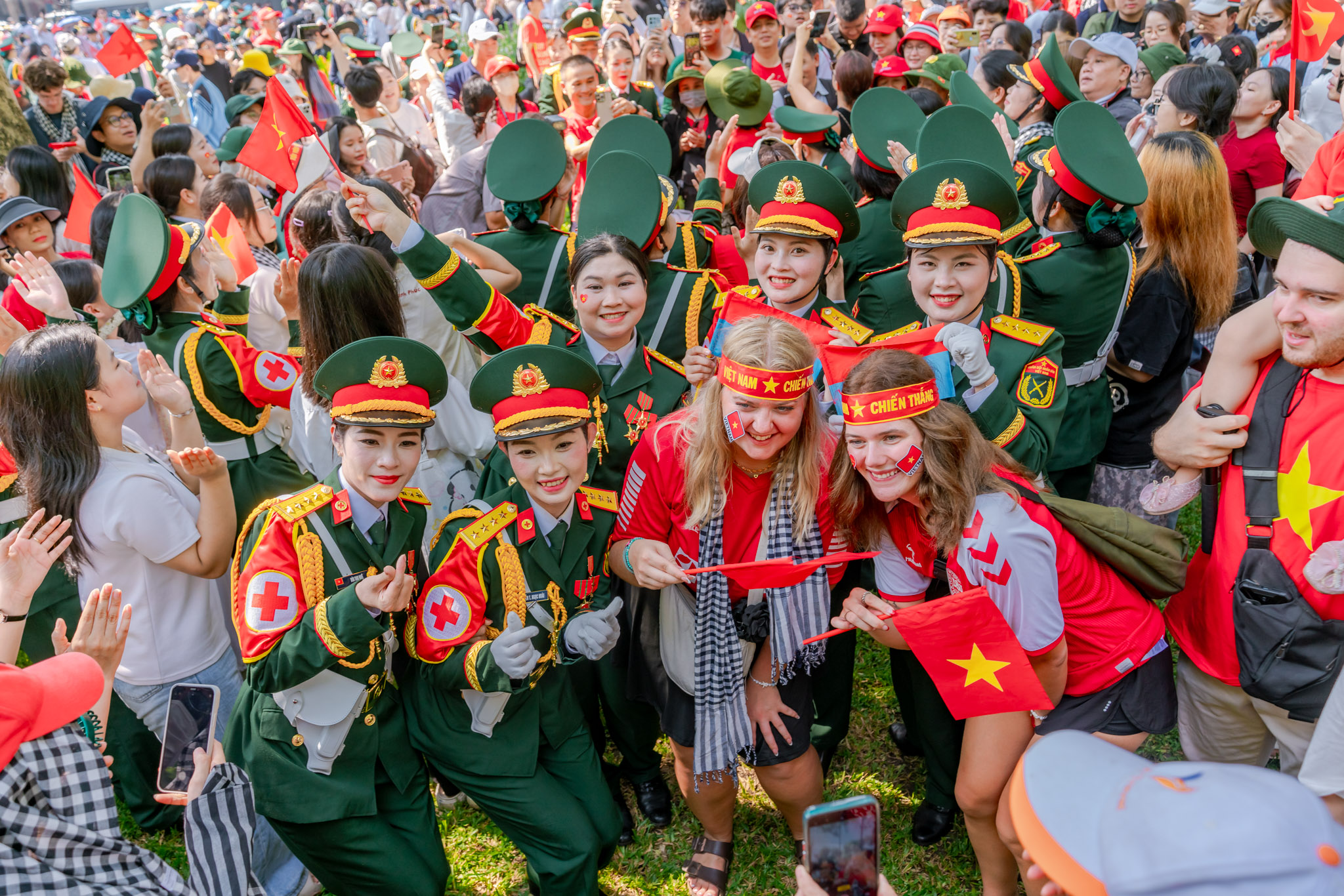 Hướng tới siêu đô thị quốc tế 7 10 DẤU ẤN NỔI BẬT CỦA TPHCM NĂM 2025 - Ảnh 11.