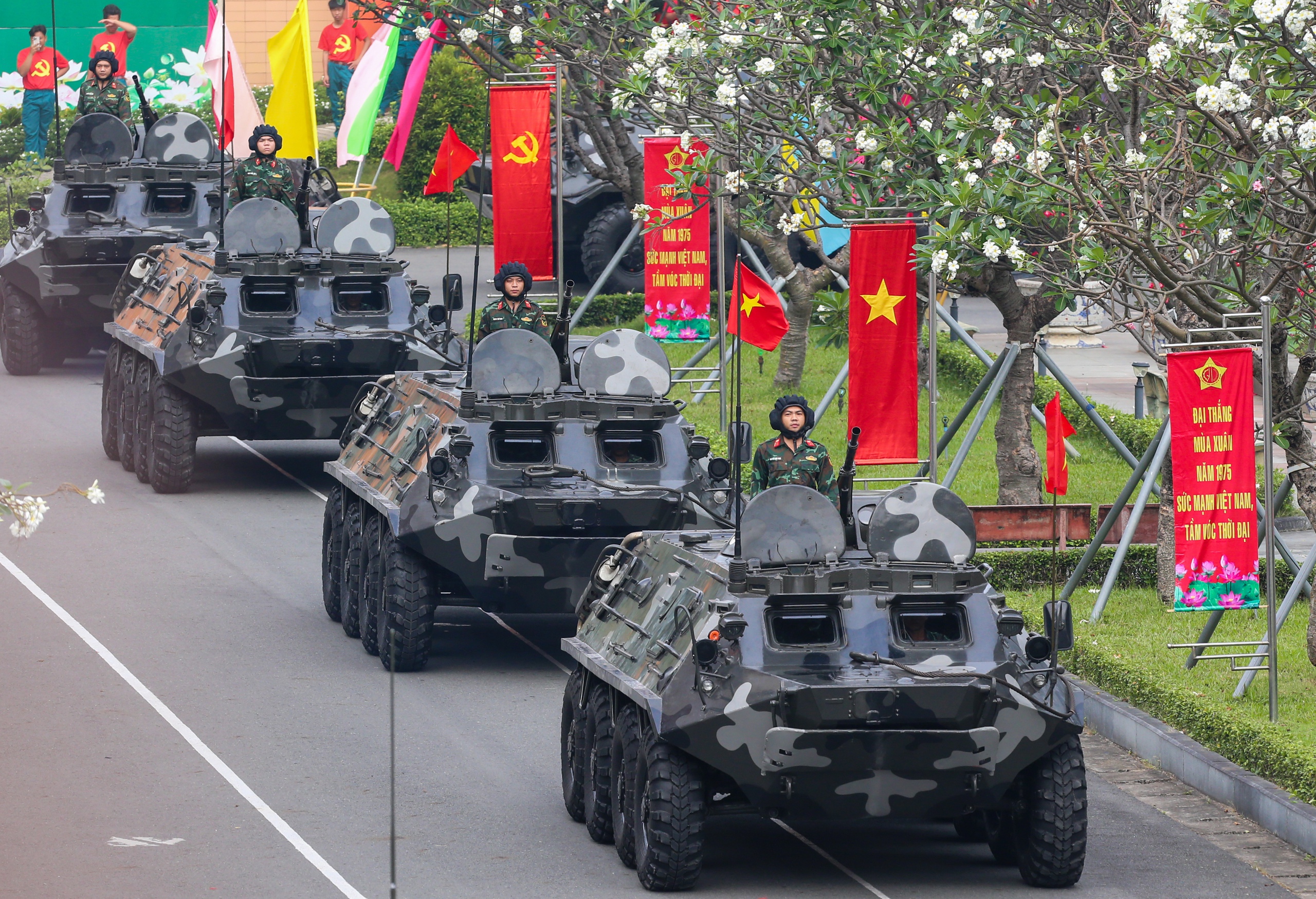 Hướng tới siêu đô thị quốc tế 32 10 DẤU ẤN NỔI BẬT CỦA TPHCM NĂM 2025 - Ảnh 68.