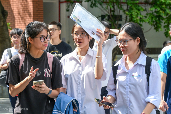 Học sinh Hà Nội thi tốt nghiệp THPT năm 2025. Ảnh: Giang Huy