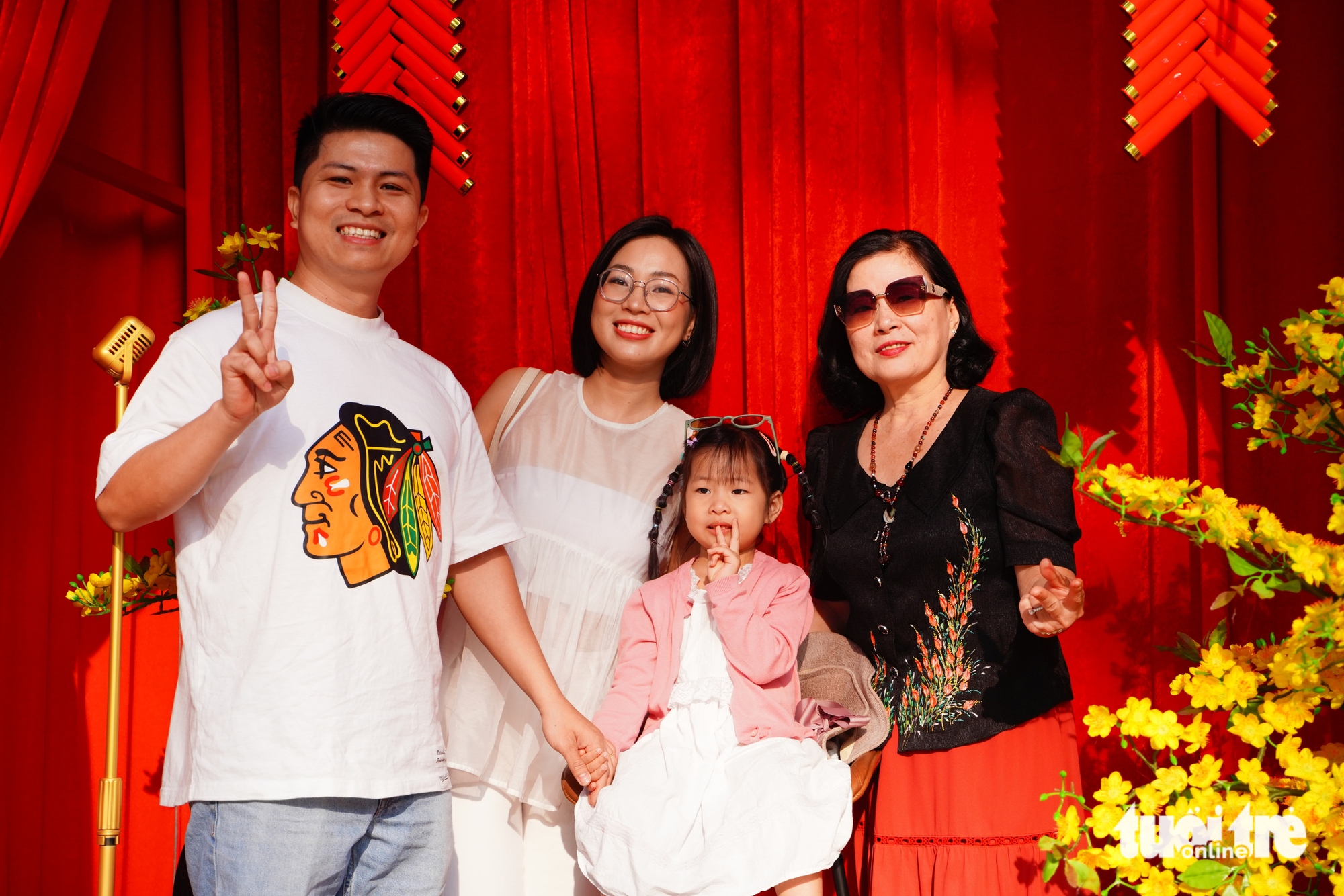 Giới trẻ TP.HCM 'săn'... lạnh - Ảnh 6.