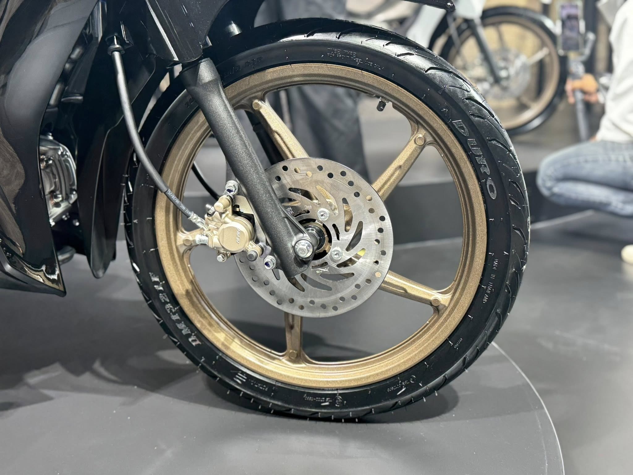 Honda Wave 110 'Made in Thailand' có bản nâng cấp, thêm tính năng tăng tiện ích - Ảnh 6.