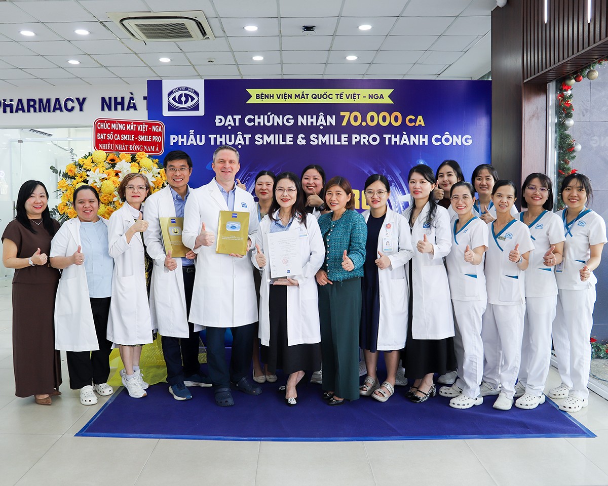 Chứng nhận hệ thống Bệnh viện Mắt Việt – Nga là hệ thống Bệnh viện đầu tiên tại Việt Nam đạt vượt mức 70.000 ca phẫu thuật ZEISS Smile®/ZEISS Smile® Pro