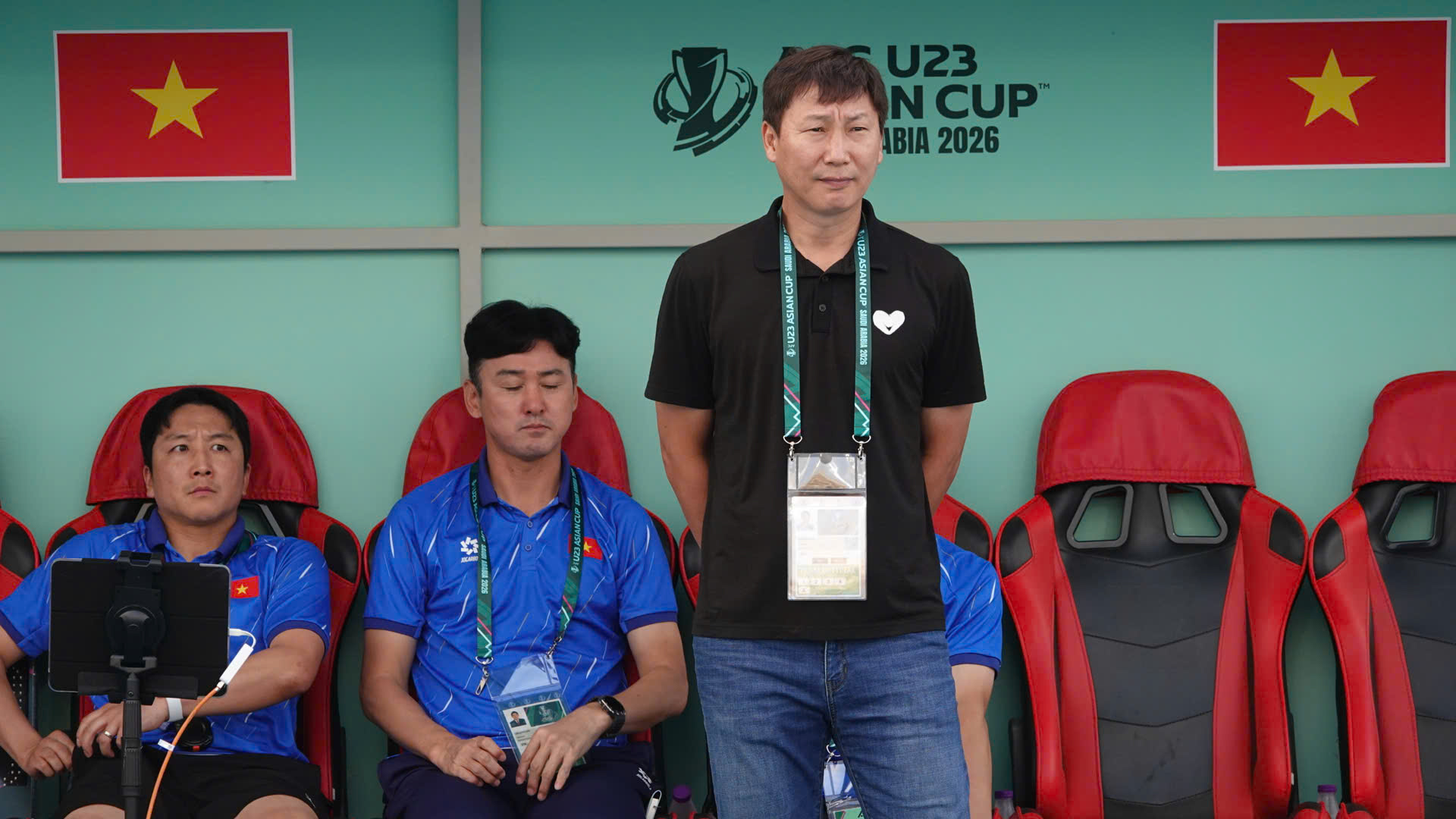 U.23 Việt Nam không cao, nhưng vẫn khiến châu Á run sợ vì... bóng bổng- Ảnh 2.