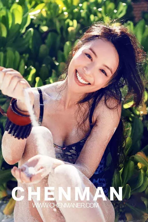 Nữ diễn viên phim giờ vàng ngoại tình chấn động: Bị phát hiện làm chuyện xấu hổ với đạo diễn đáng tuổi cha- Ảnh 5. Nữ diễn viên phim giờ vàng ngoại tình chấn động: Bị phát hiện làm chuyện xấu hổ với đạo diễn đáng tuổi cha- Ảnh 5.