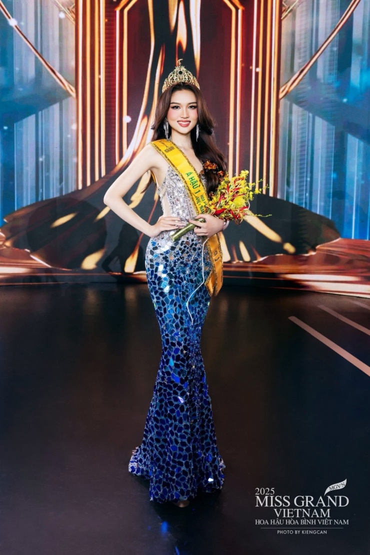 Trước khi được chọn dự thi quốc tế, Thu Ngân giành danh hiệu Á hậu 1 Miss Grand Vietnam 2025.