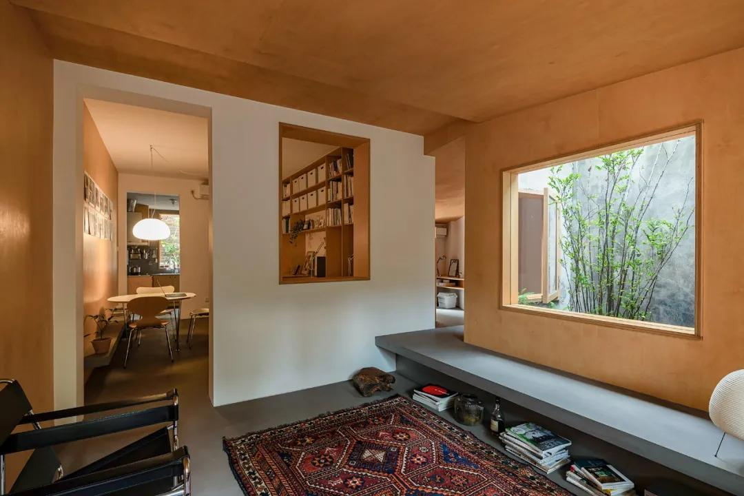 Căn hộ 46m² của đôi vợ chồng mới cưới trong nhà tập thể cũ gây sốt: Vì sao người trẻ đang “quay xe” về nhà cũ trung tâm - nhỏ nhưng đáng tiền hơn?- Ảnh 7.