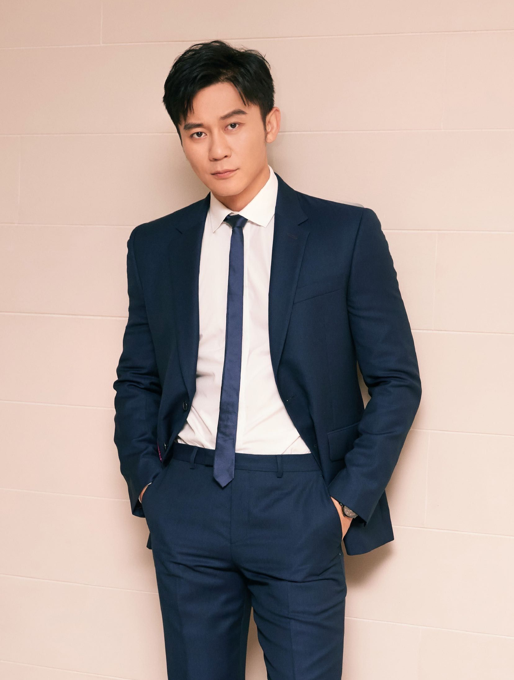 Top 3 quý ông độc thân U50 đắt giá của làng giải trí Hoa ngữ- Ảnh 6. Top 3 quý ông độc thân U50 đắt giá của làng giải trí Hoa ngữ- Ảnh 6.