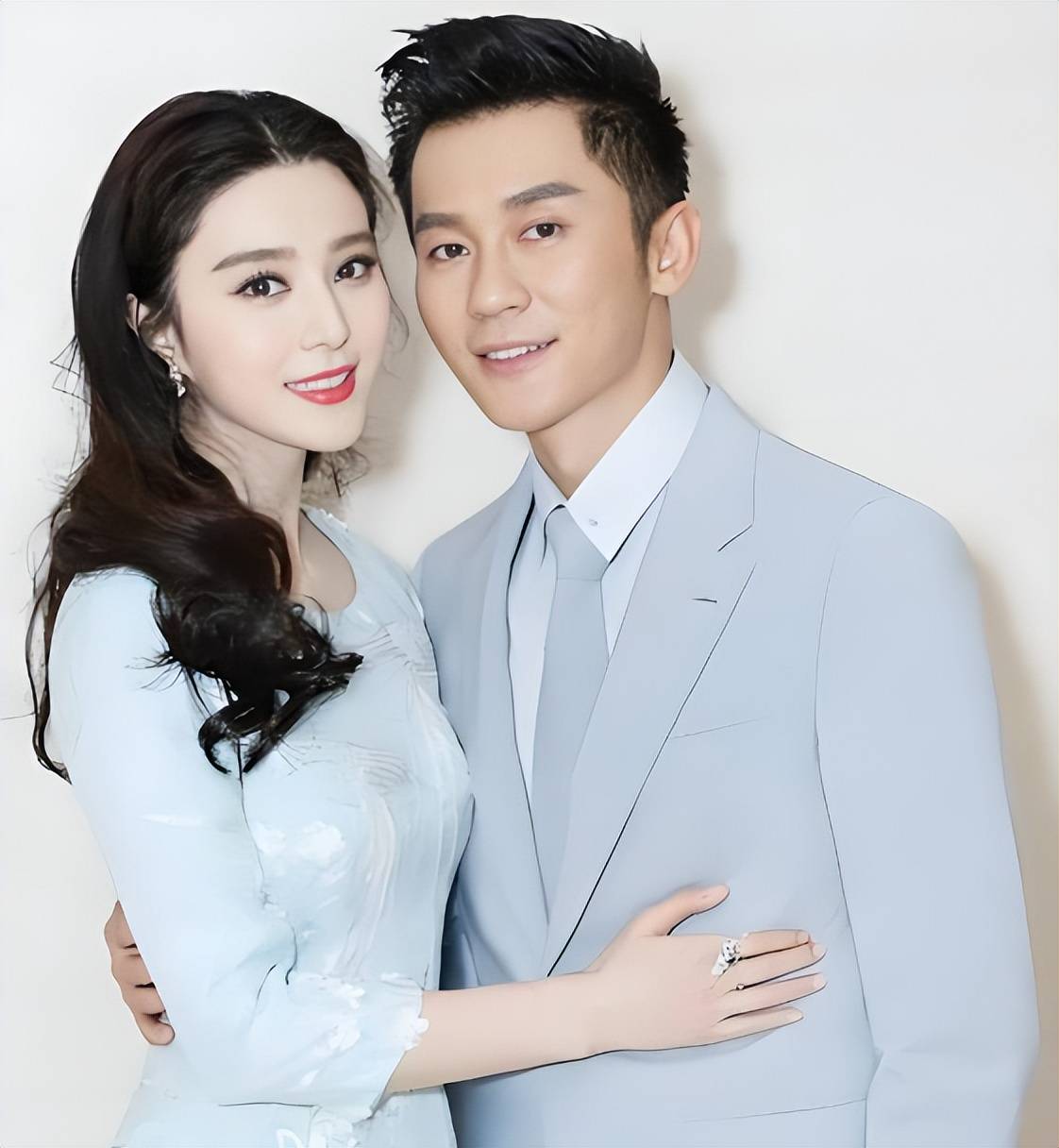 Top 3 quý ông độc thân U50 đắt giá của làng giải trí Hoa ngữ- Ảnh 7. Top 3 quý ông độc thân U50 đắt giá của làng giải trí Hoa ngữ- Ảnh 7.