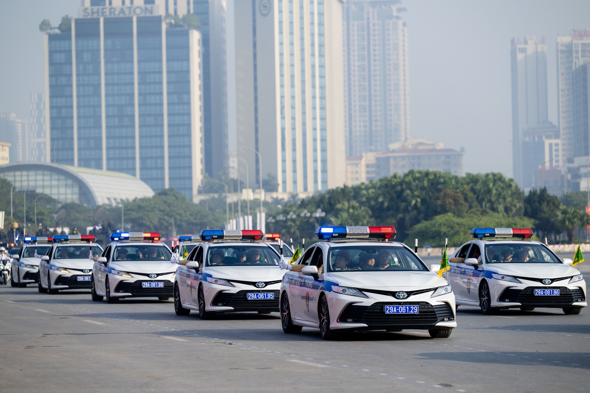 Toàn cảnh Lễ xuất quân và màn diễn tập hoành tráng bảo vệ an ninh Đại hội XIV tại Mỹ Đình- Ảnh 10. Toàn cảnh Lễ xuất quân và màn diễn tập hoành tráng bảo vệ an ninh Đại hội XIV tại Mỹ Đình- Ảnh 10.