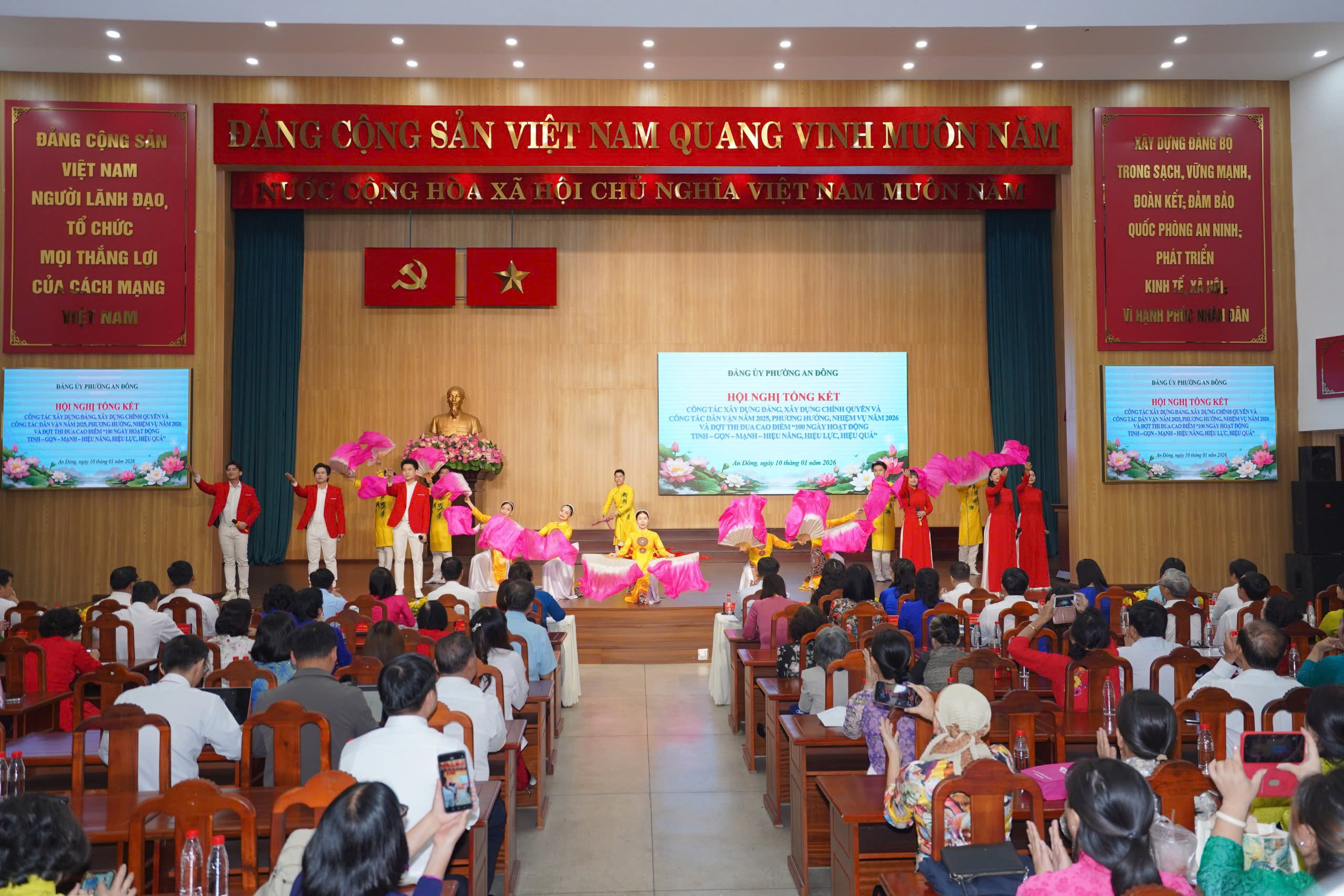 Phường An Đông, TPHCM: Nâng hiệu lực bộ máy, lấy sự hài lòng của người dân làm thước đo - Ảnh 3.