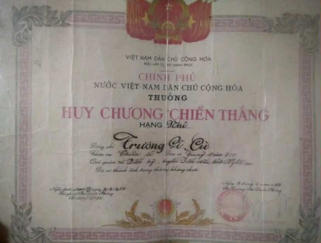 Cô gái khoe bố sở hữu bằng đại học hàng hiếm, ông là diễn viên đời đầu - 6