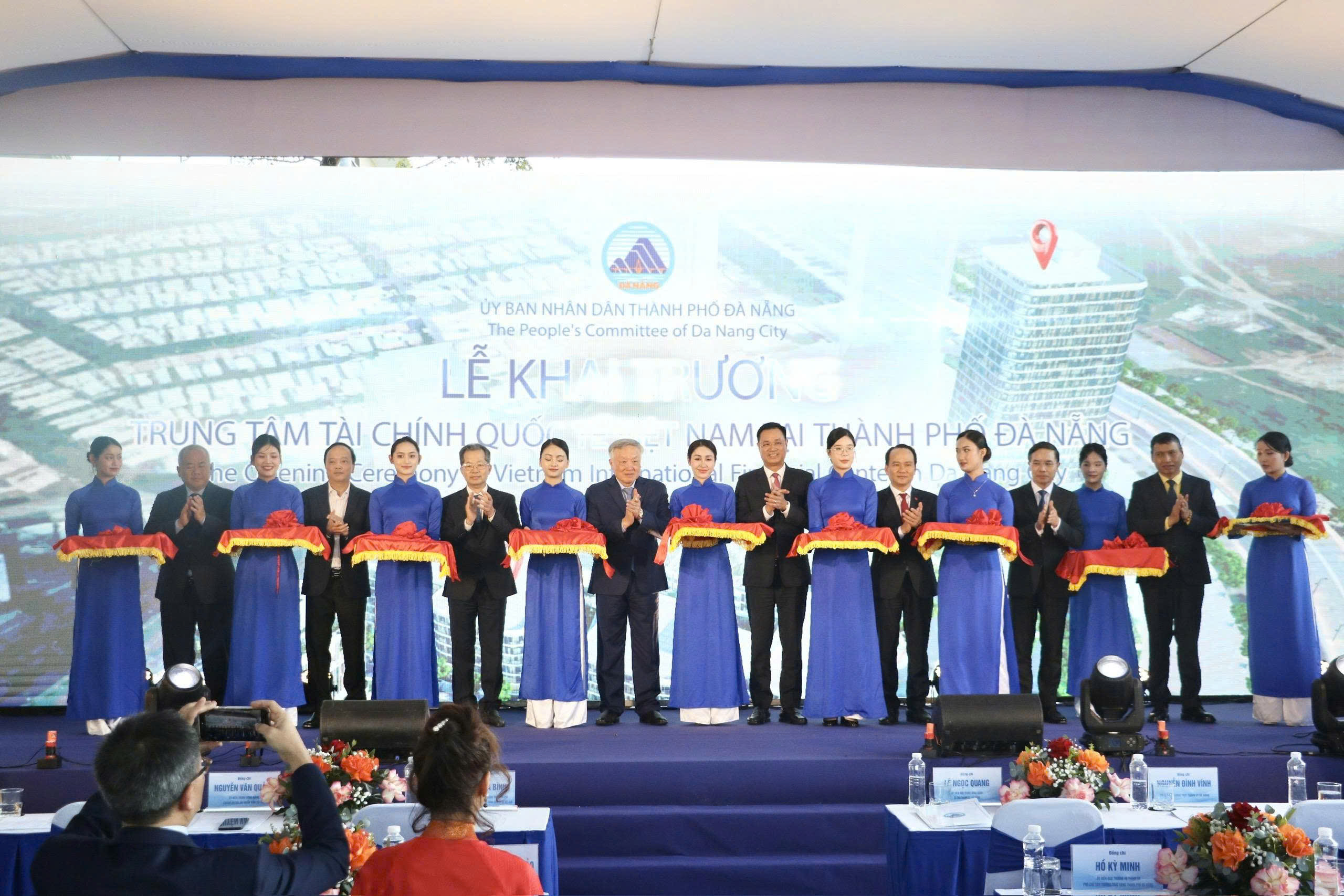 TS Nguyễn Thị Phương Thảo - Ảnh 3.