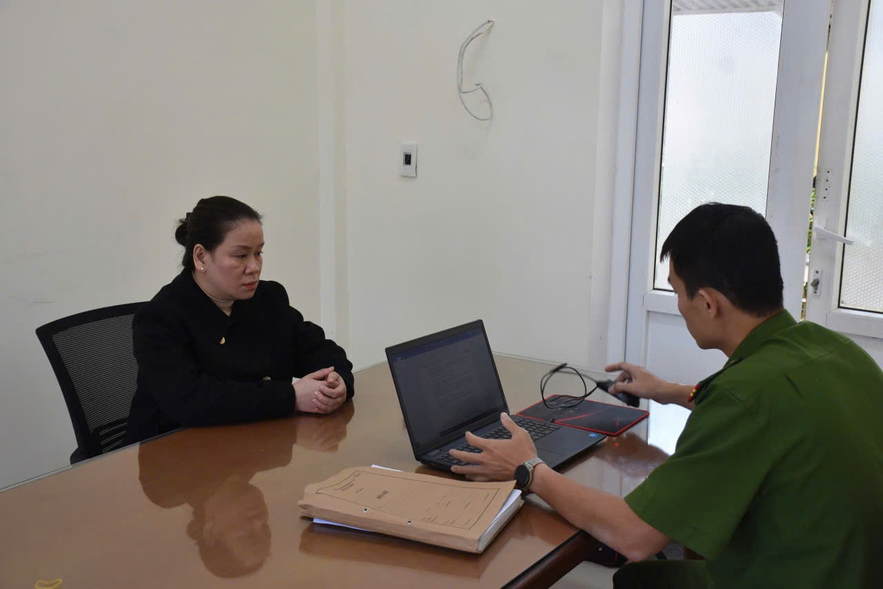 Phát hiện hàng chục nhân viên “chờ phục vụ” khách mua dâm tại khách sạn Mường Thanh và Samdi: Giá bán dâm theo các 