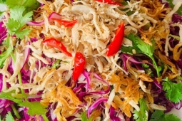 Loại rau đang vào mùa chợ Việt cực sẵn, giá rẻ mà chế biến được nhiều món tốt cho xương khớp, “hút mỡ tốt” và làm chậm lão hóa