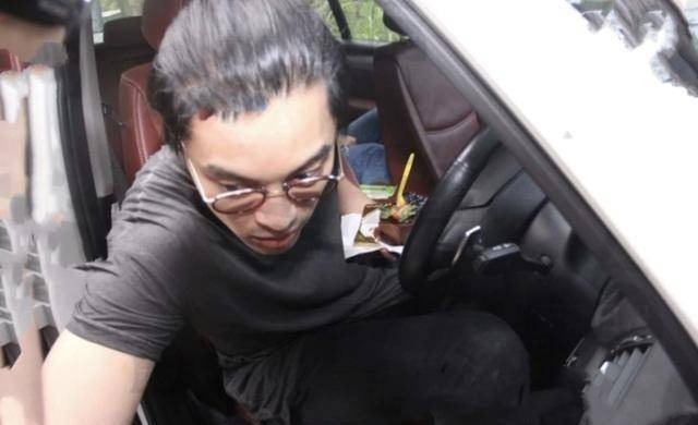 Nàng thơ phim giờ vàng bại lộ chuyện Nàng thơ phim giờ vàng bại lộ chuyện