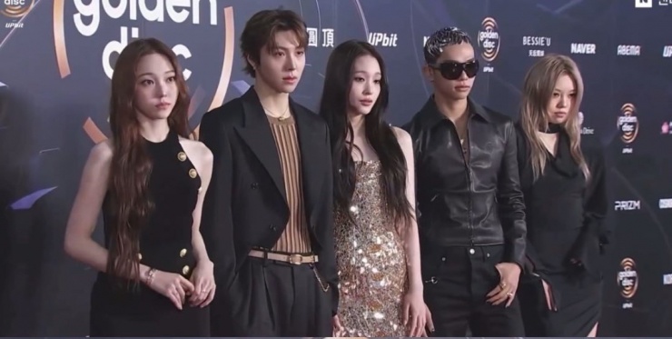 ALLDAY PROJECT "chanh sả" như những tiểu thư, công tử đến dự tiệc của giới thượng lưu.