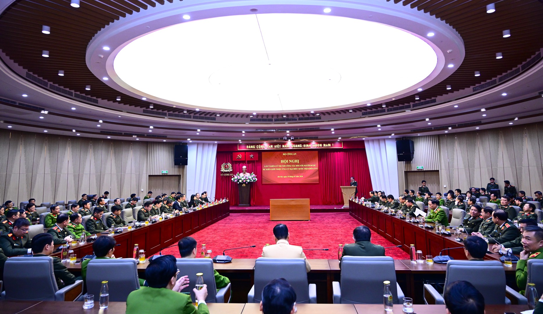 Giới thiệu Đại tướng Lương Tam Quang ứng cử đại biểu Quốc hội khóa XVI 1 đại biểu quốc hội - Ảnh 1.