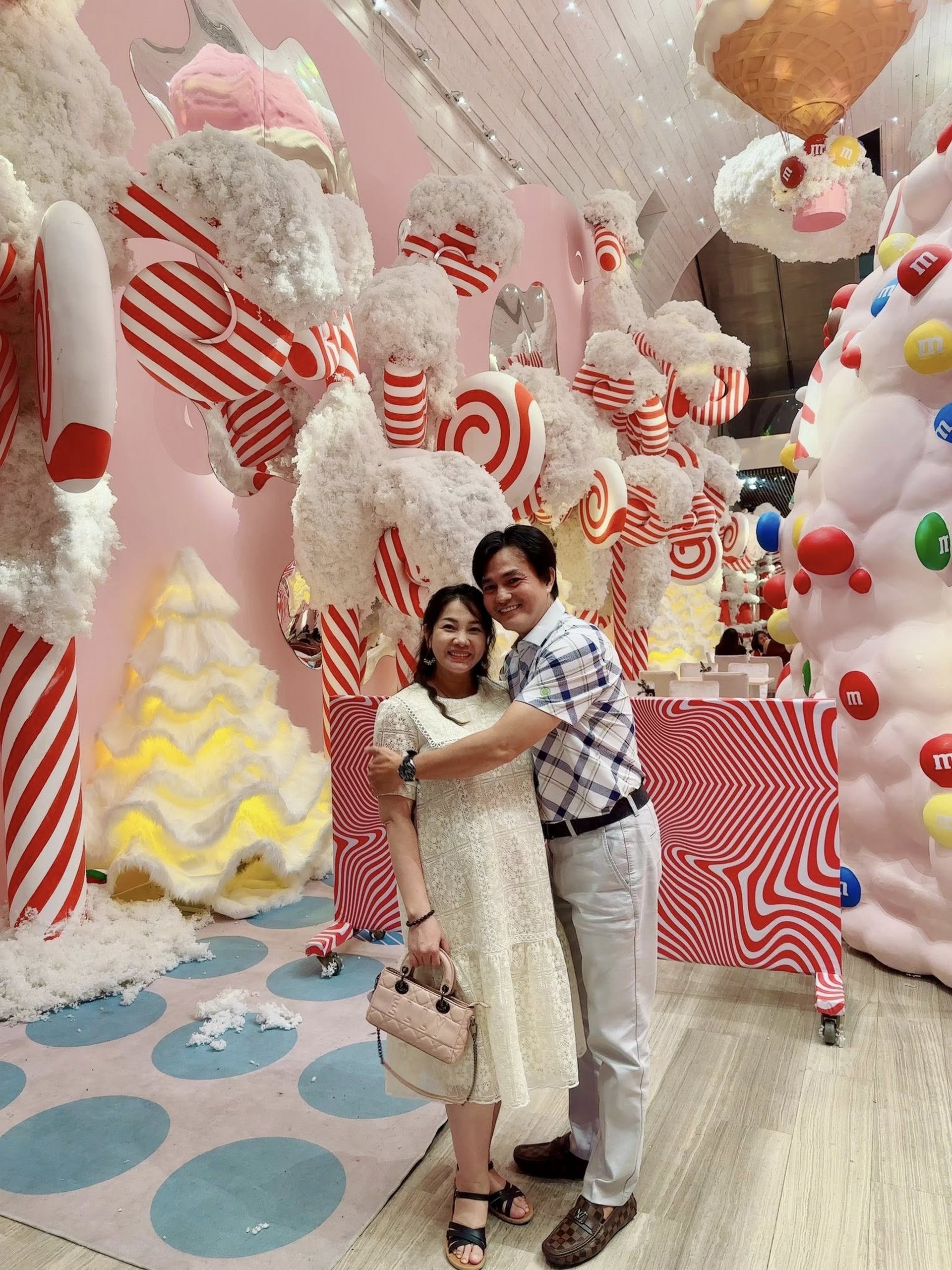 Cao Minh Đạt và vợ cầu con suốt 10 năm, lần đầu làm bố ở tuổi 51 - 10 Cao Minh Đạt và vợ cầu con suốt 10 năm, lần đầu làm bố ở tuổi 51 - 10