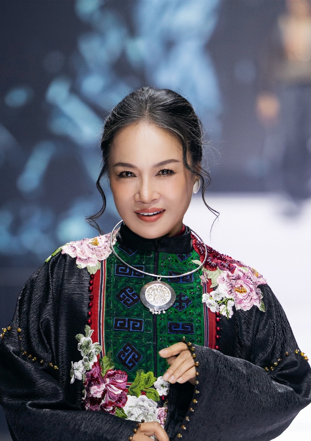 Cuộc sống sau ánh đèn sân khấu của dàn sao nữ tham gia Táo quân - 7