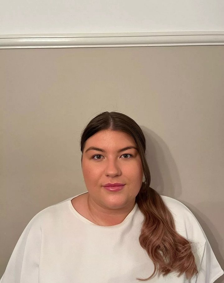 Từng nặng gần 137kg, cô gái lột xác giảm 54kg nhờ quy tắc đơn giản 4 Daisie cho biết sự tự tin của cô đã được cải thiện kể từ khi giảm cân.