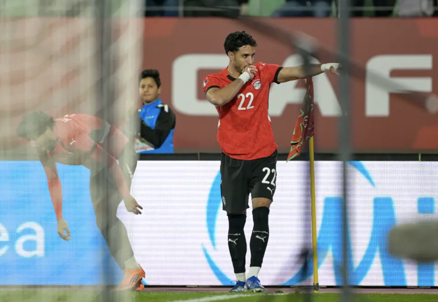 Salah rực sáng, Ai Cập quật ngã đương kim vô địch Bờ Biển Ngà  - Ảnh 2.