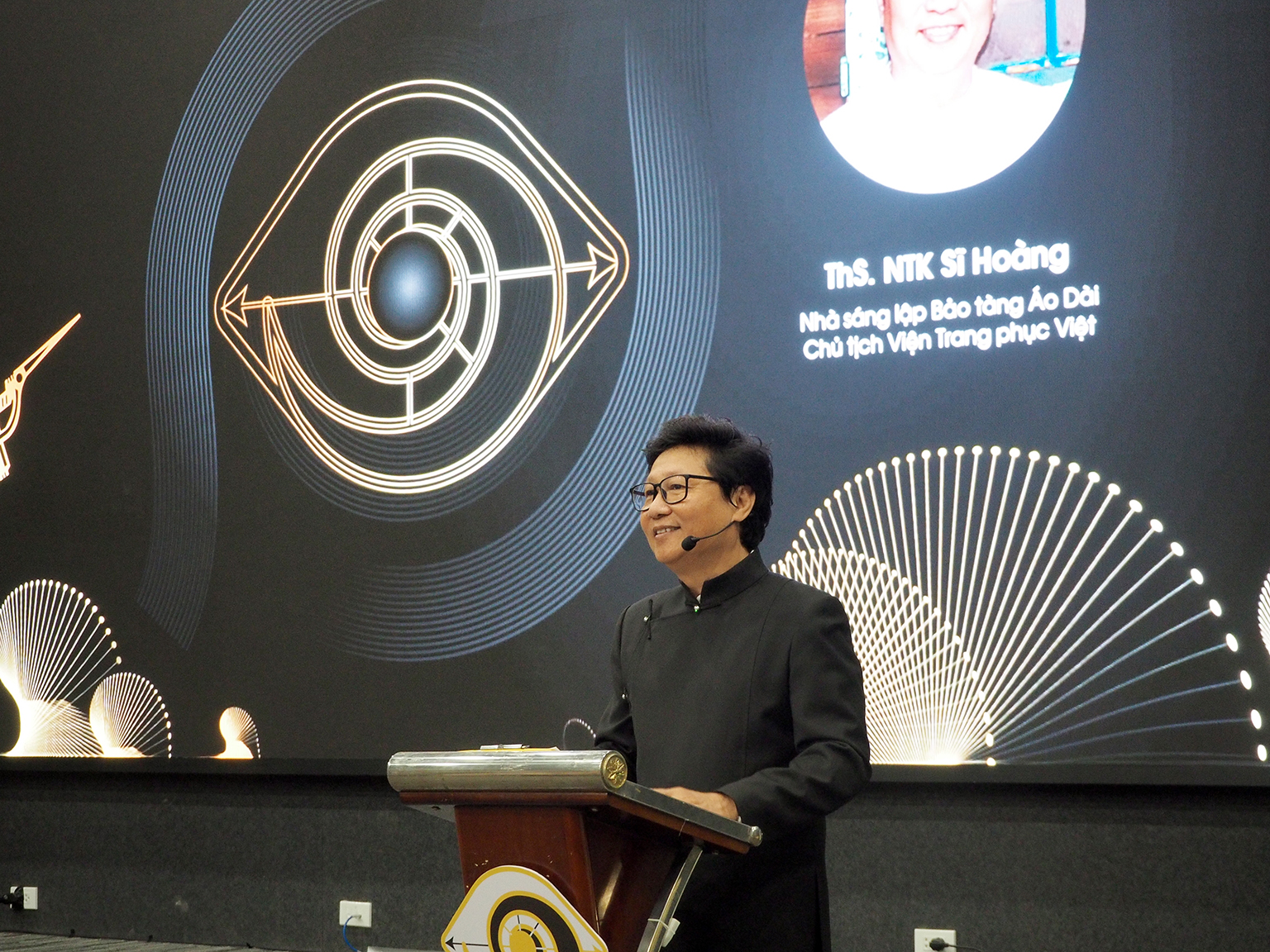 Di sản sống trong dòng chảy văn hóa- Ảnh 7. Di sản sống trong dòng chảy văn hóa- Ảnh 7.