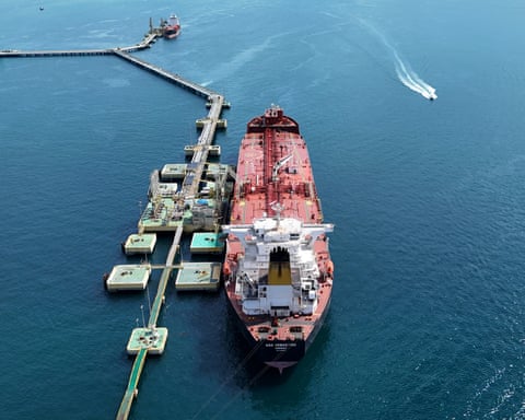 Khoan sâu 5.800m xuống đáy biển, phát hiện mỏ dầu khí rộng 300 km2, trữ lượng lên tới hàng tỷ thùng- Ảnh 2.