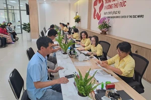 TP.HCM nghiêm cấm dùng công quỹ biếu, tặng quà Tết cho lãnh đạo các cấp