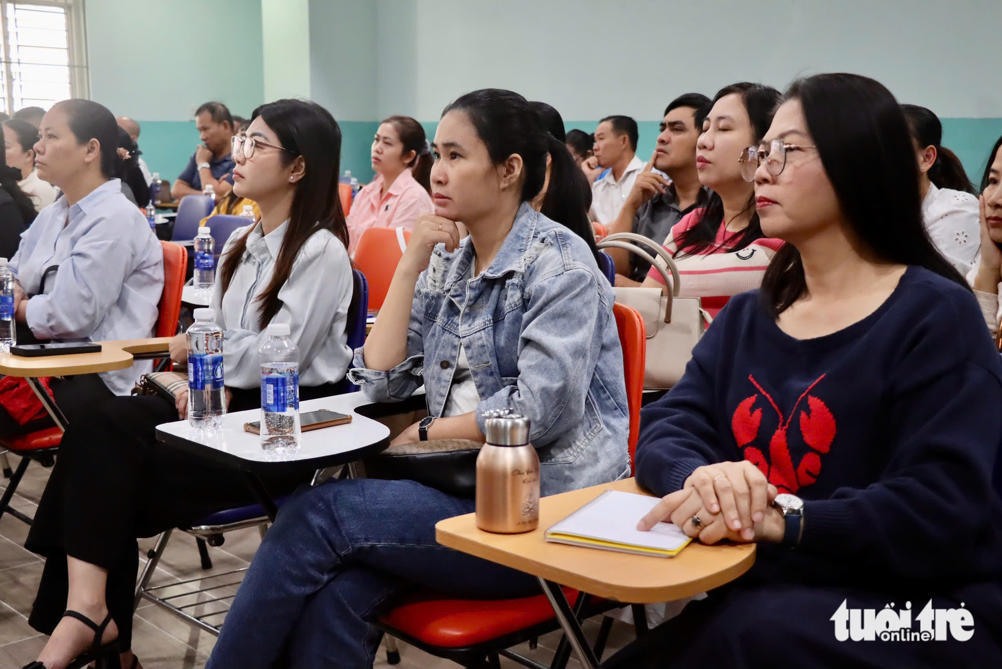 Khi con so sánh ba mẹ với phụ huynh nhà người ta, phụ huynh nên làm gì? - Ảnh 4.