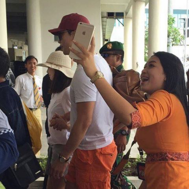 Kim Tae Hee - Bi Rain cứ thế này suốt 13 năm bảo sao dân mạng không 