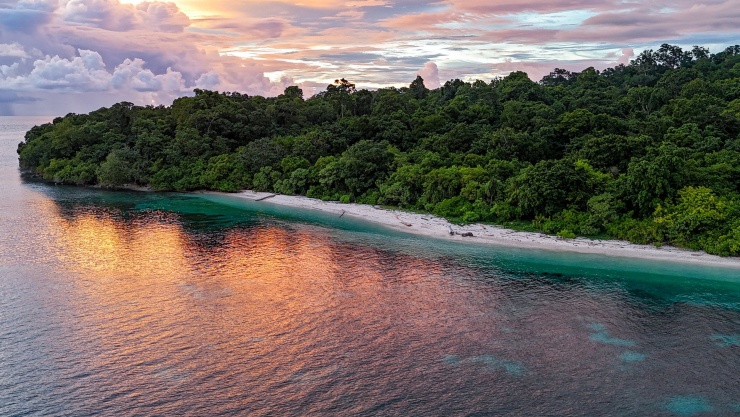 Vẻ đẹp trên đảo chiều hoàng hôn. Ảnh: NVCC