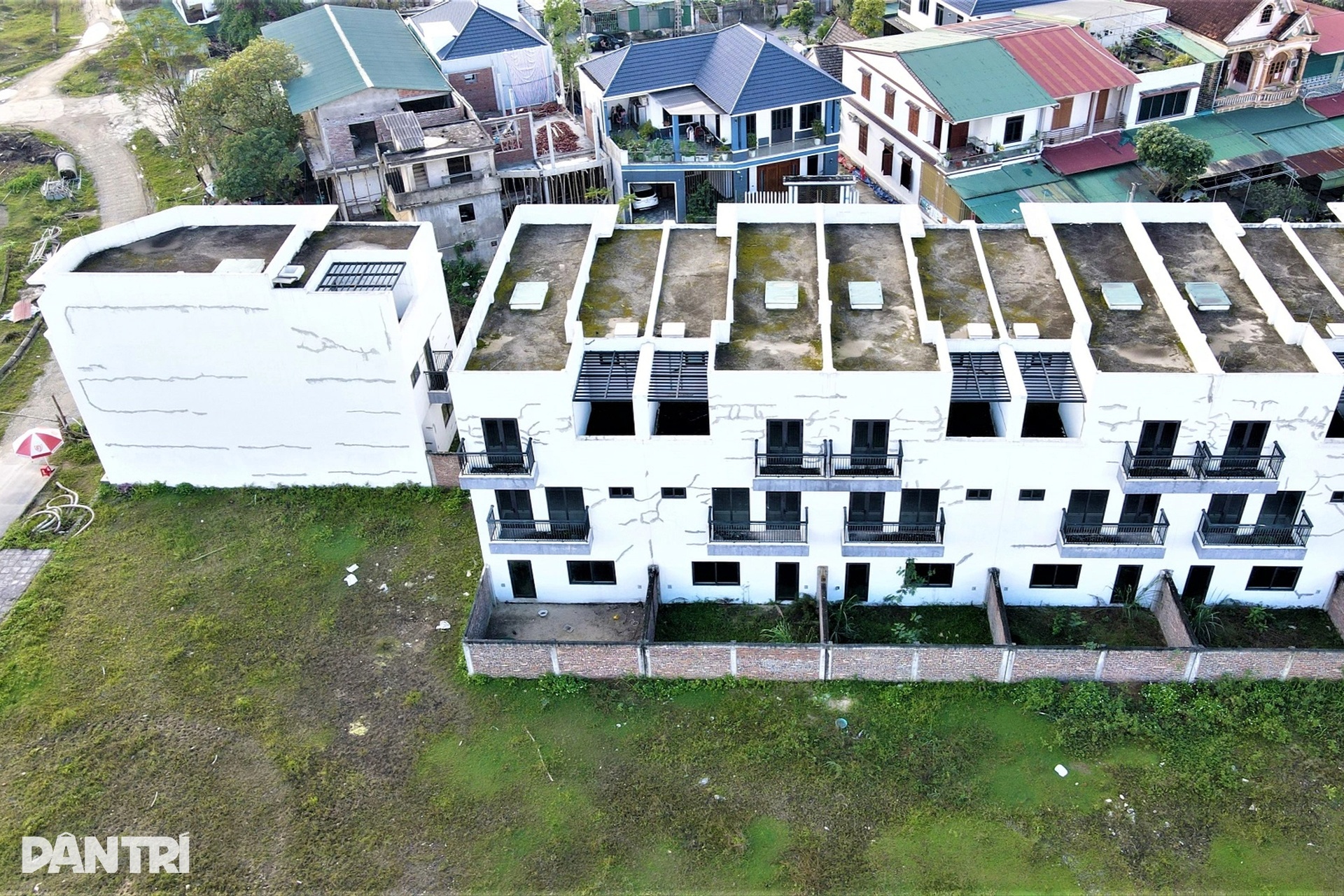 Khu đô thị 800 tỷ đồng giữa đất vàng rơi vào cảnh khó tin - 6