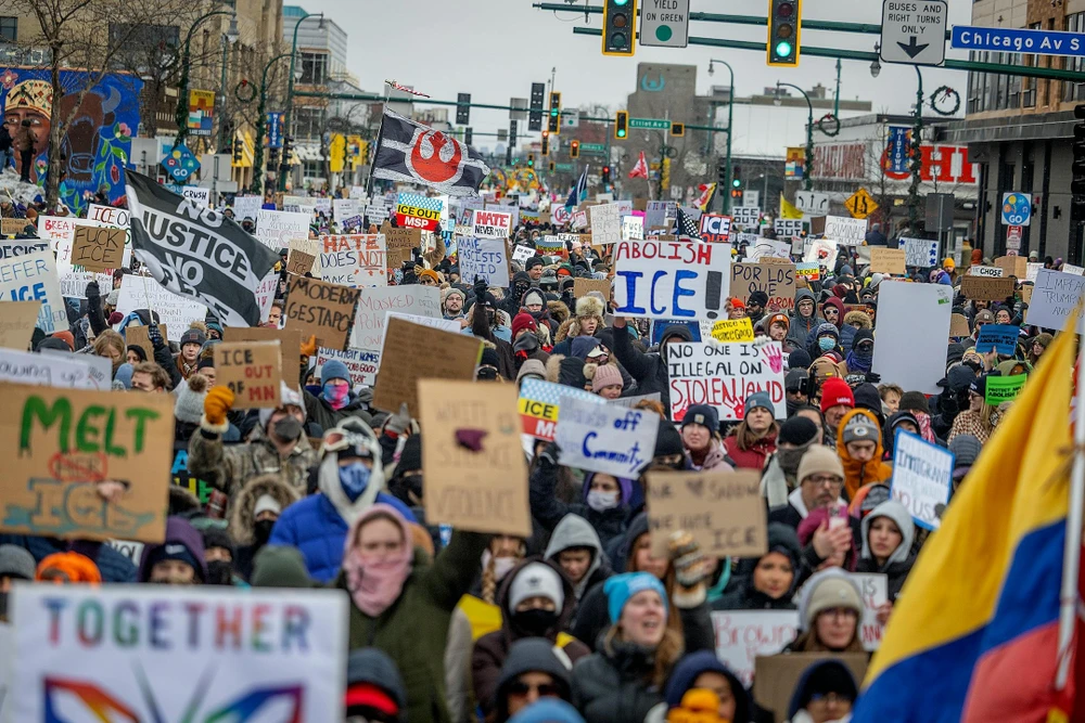 biểu tình ở minneapolis.jpg