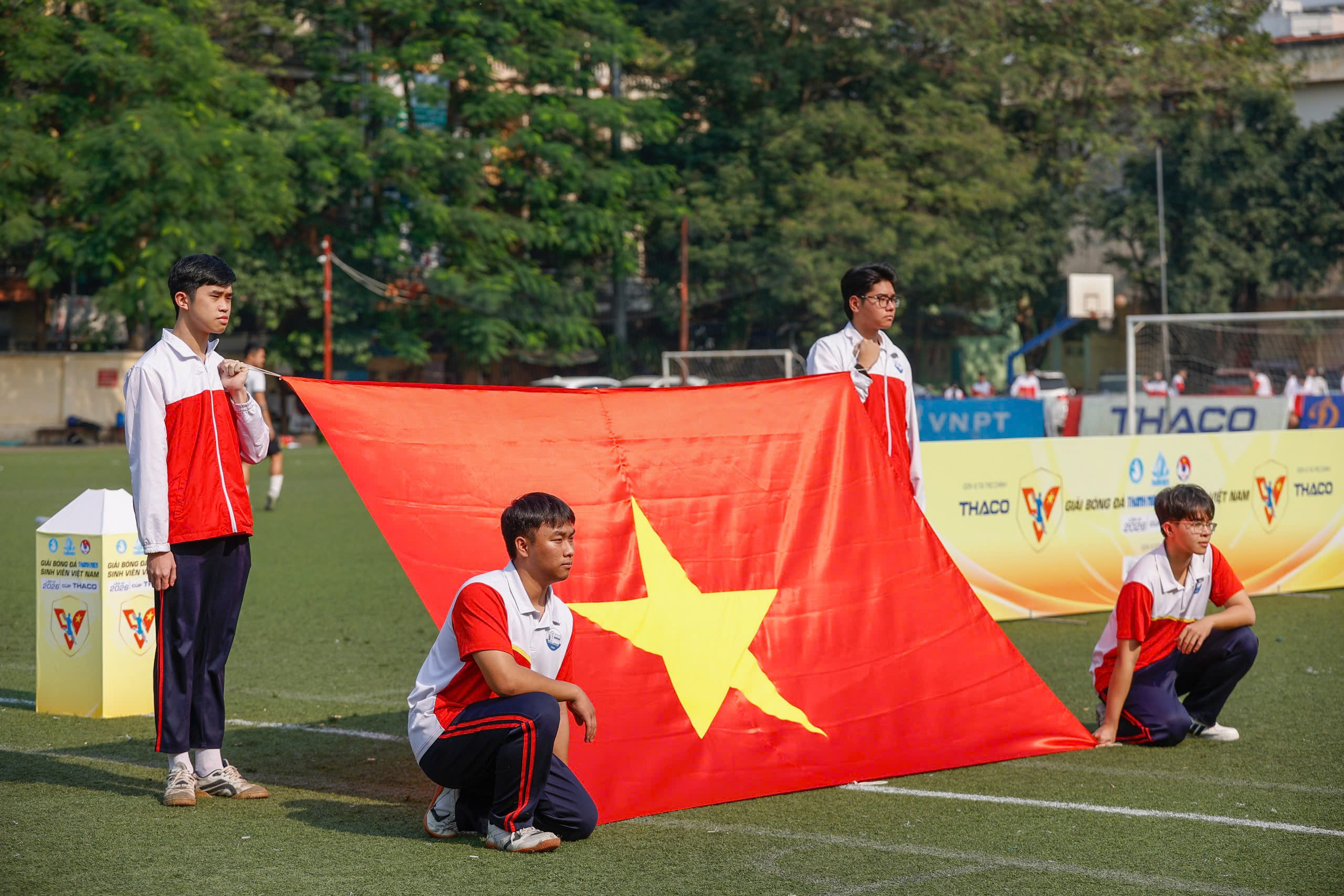 Vòng loại phía bắc đã sẵn sàng bùng nổ- Ảnh 5. Vòng loại phía bắc đã sẵn sàng bùng nổ- Ảnh 5.