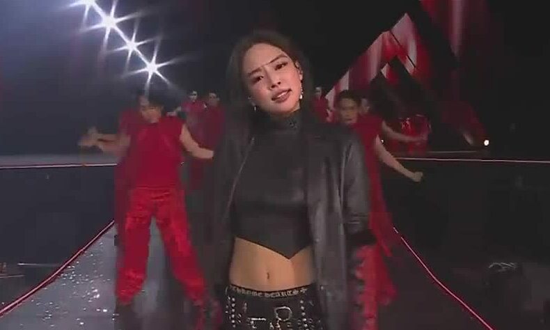 Tiết mục của Jennie tại Golden Disc Awards 2026