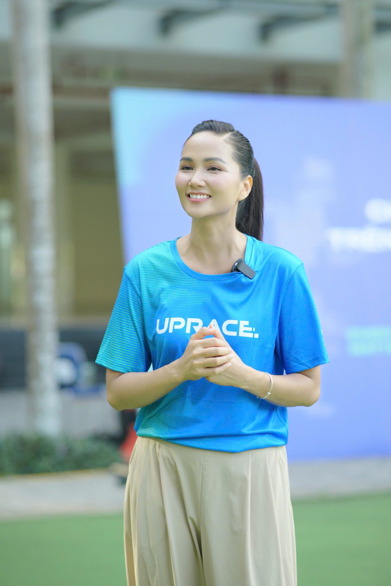 Hương Giang - H'Hen Niê sau 7 năm giờ ra sao?- Ảnh 4. Hương Giang - H'Hen Niê sau 7 năm giờ ra sao?- Ảnh 4.